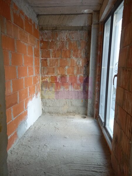 CLADIRE CU 5 NIVELURI